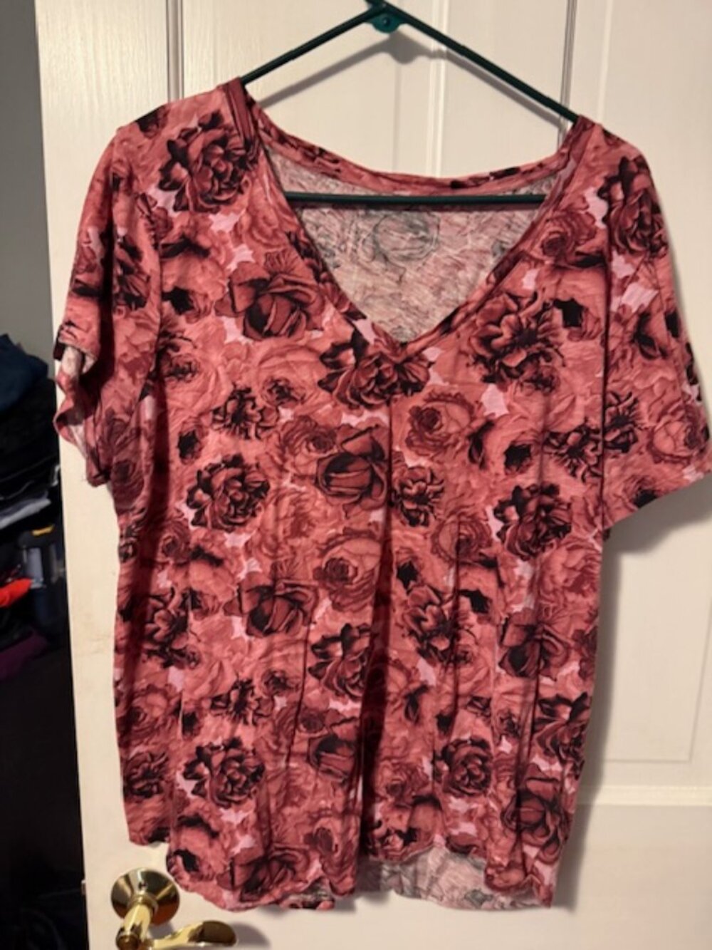 Torrid V-Neck Rose T-Shirt